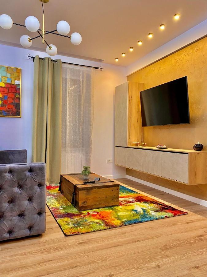 Appartement Blancris Boutique à Braşov Extérieur photo