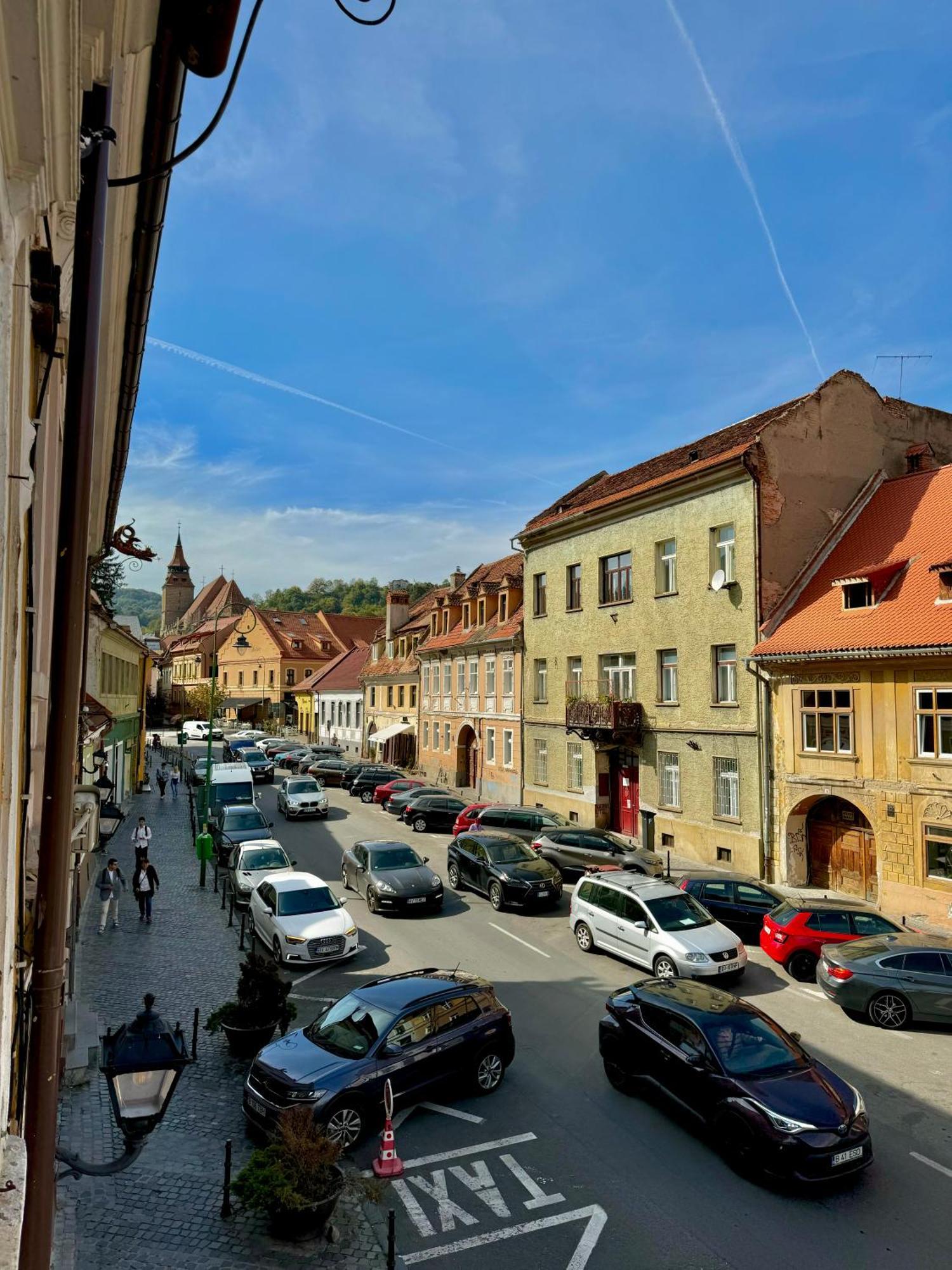 Appartement Blancris Boutique à Braşov Extérieur photo
