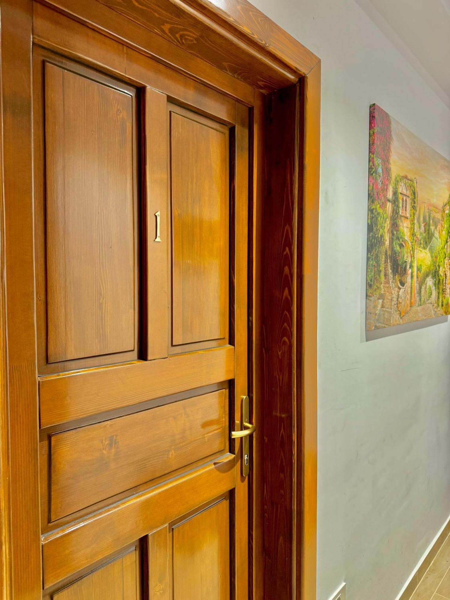 Appartement Blancris Boutique à Braşov Extérieur photo