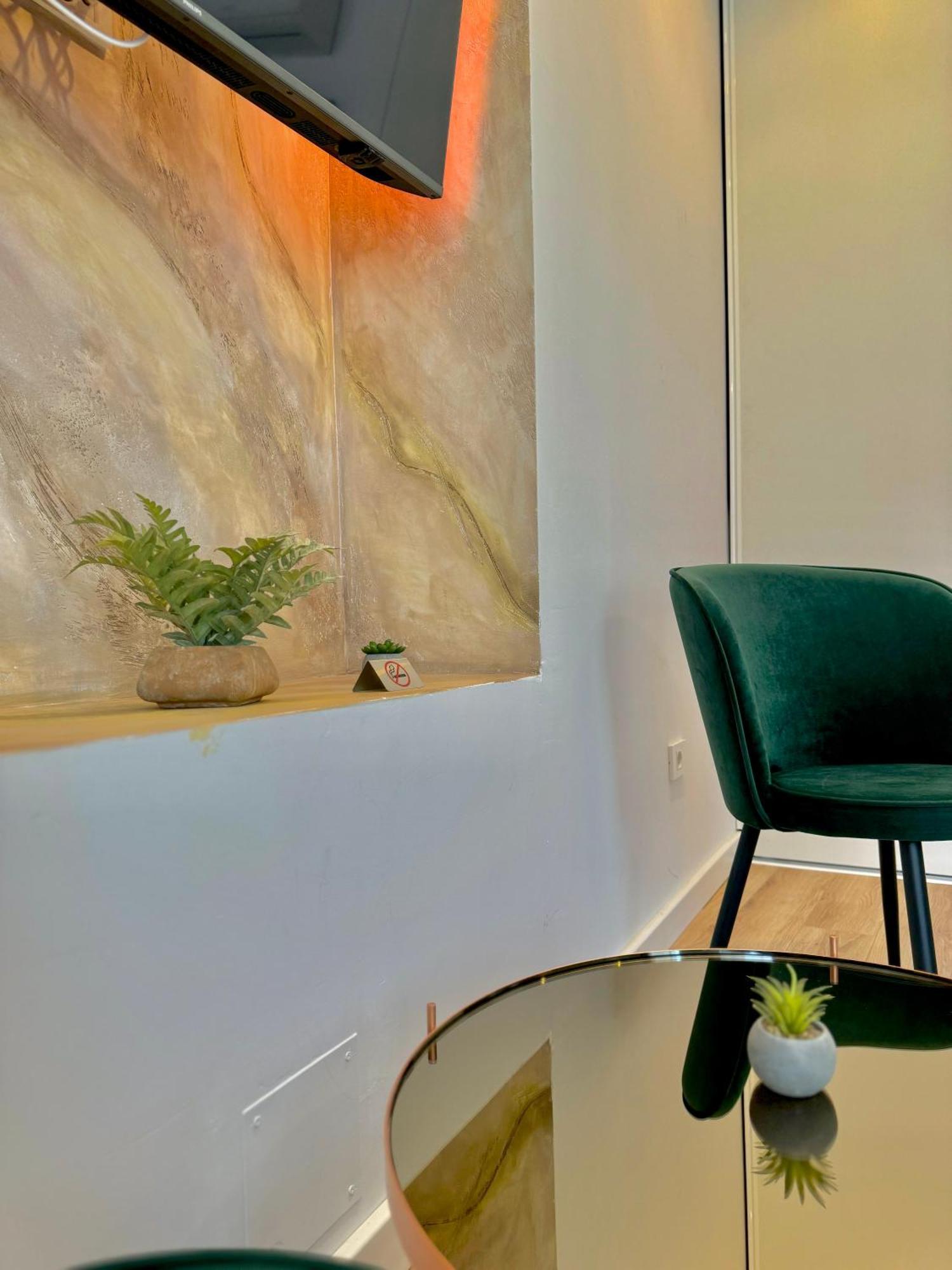 Appartement Blancris Boutique à Braşov Extérieur photo