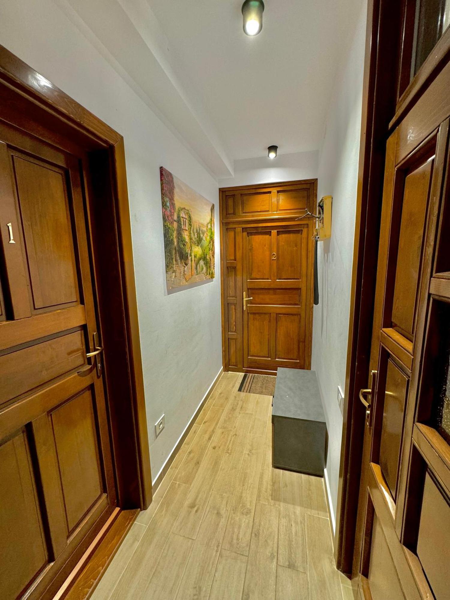 Appartement Blancris Boutique à Braşov Extérieur photo