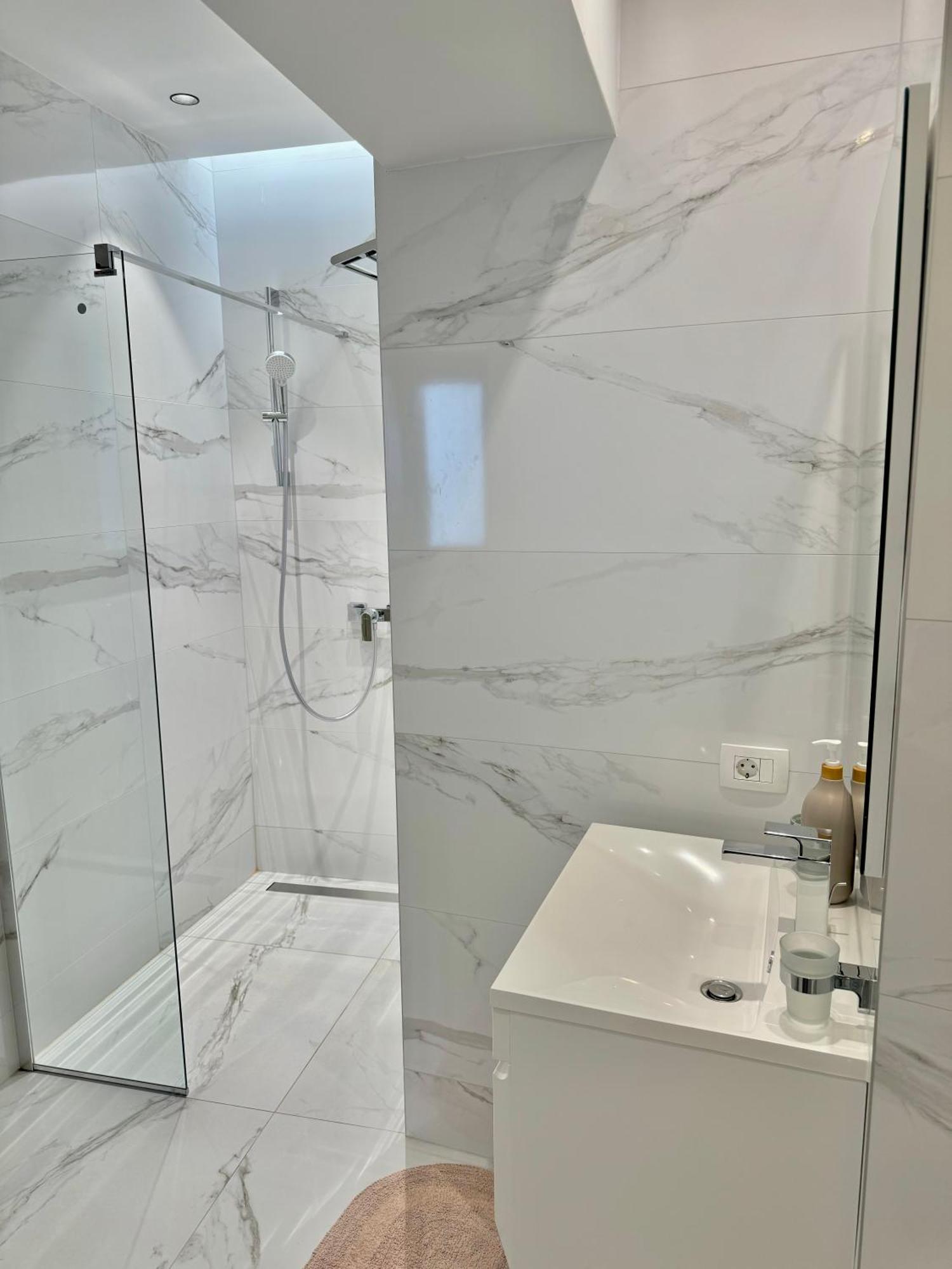 Appartement Blancris Boutique à Braşov Extérieur photo